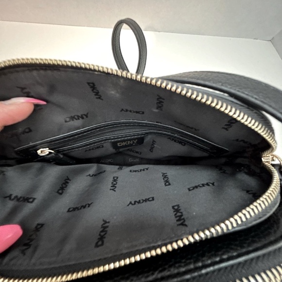 DKNY Black Pebbled Shoulder Bag - Picture 9 of 14